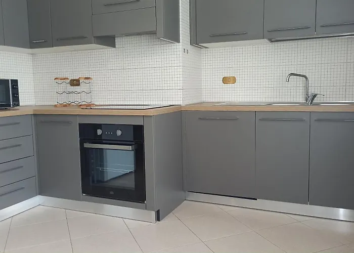 Host Riviera * Finale Ligure