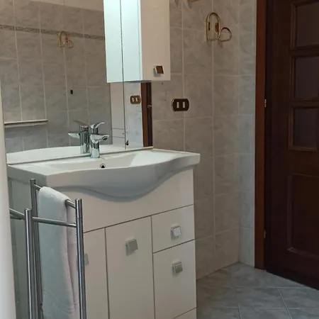 Host Riviera Finale Ligure